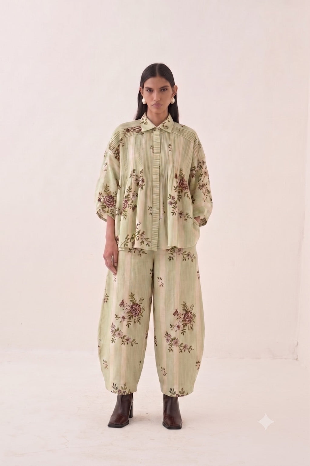 Bagiya Floral Pintuck Top - view 2