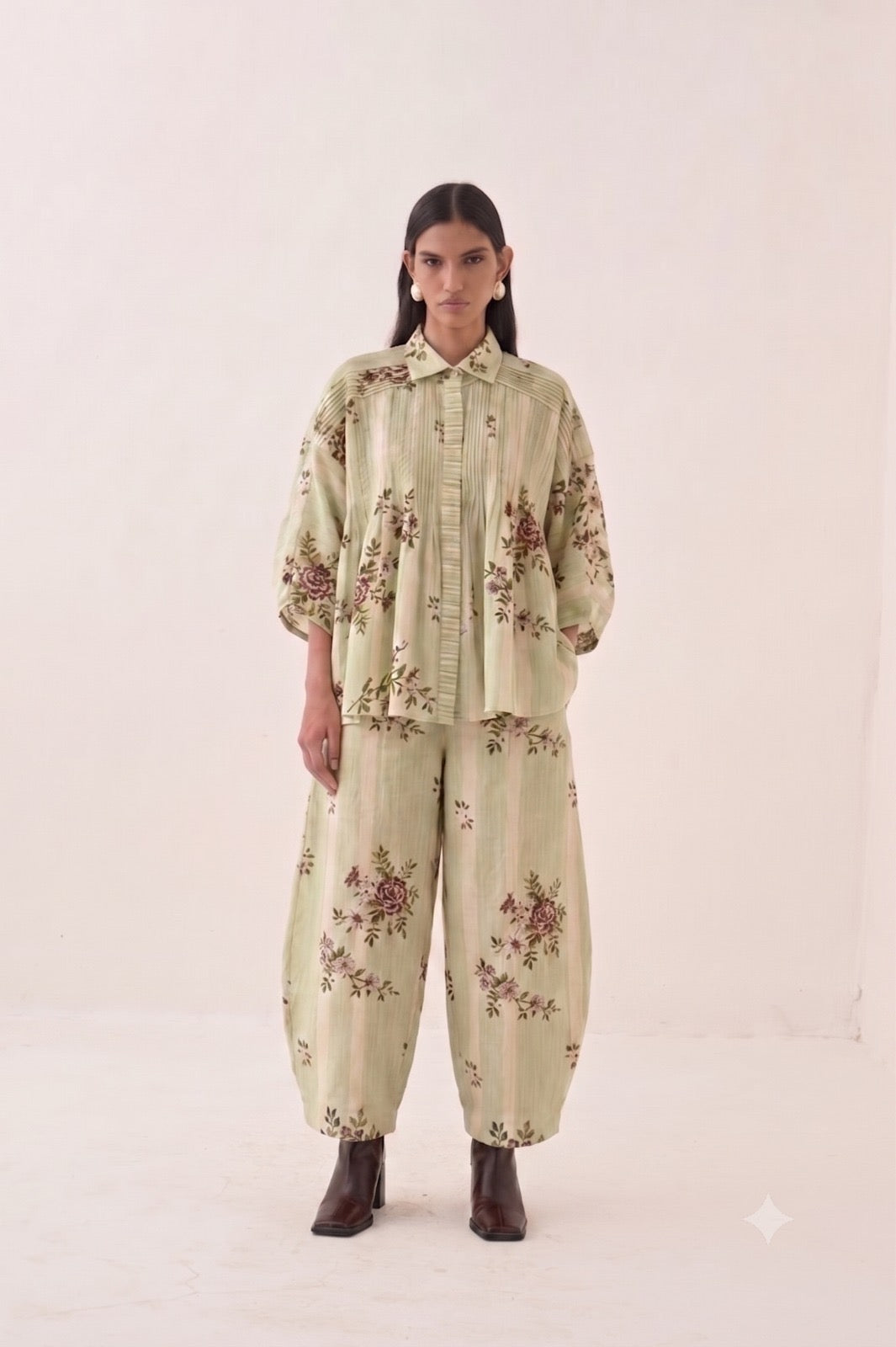 Bagiya Floral Pintuck Top - view 2
