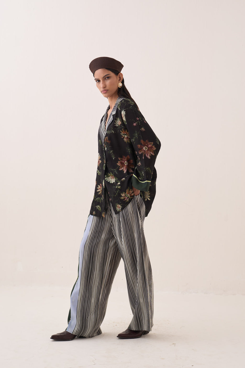Kaali Psyflora Jacket Set - view 3