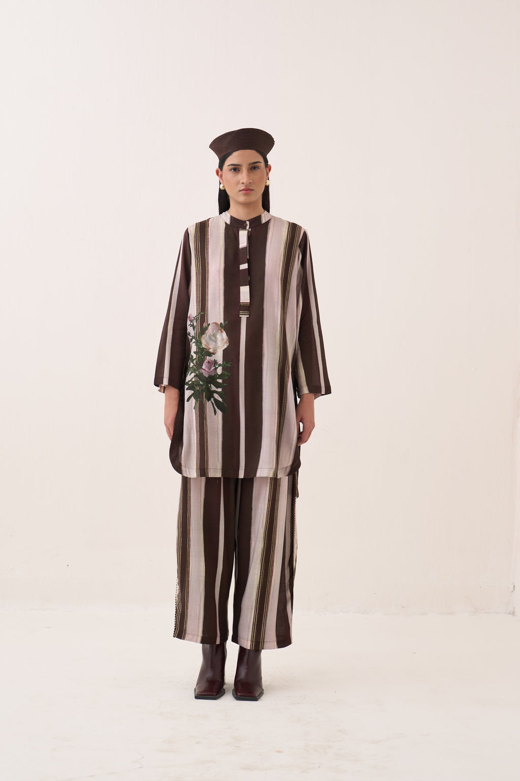 Shyaam Mantesh KD Kurta Set - view 6