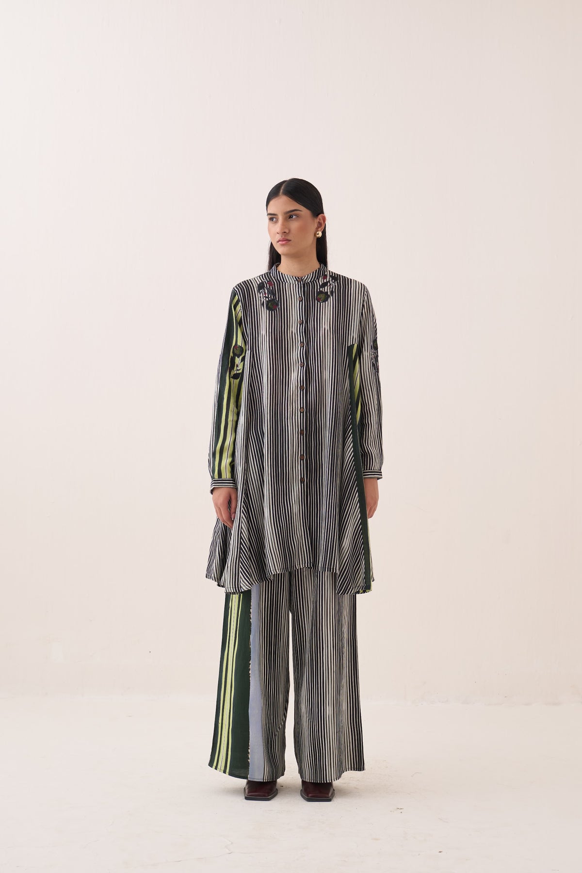 Rekha B/W Aline Ghera Dress Set - view 1