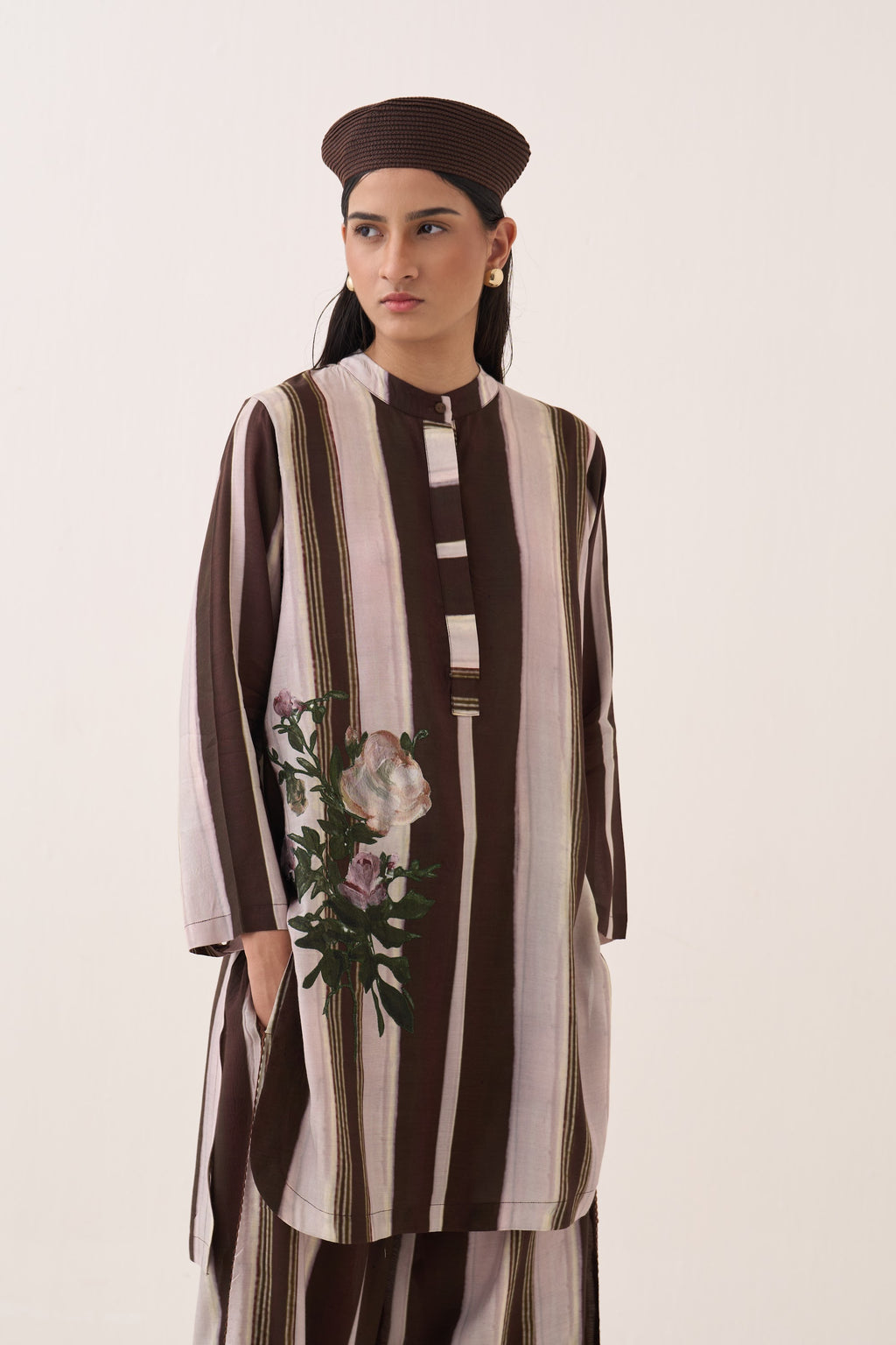 Shyaam Mantesh KD Kurta Set - view 7