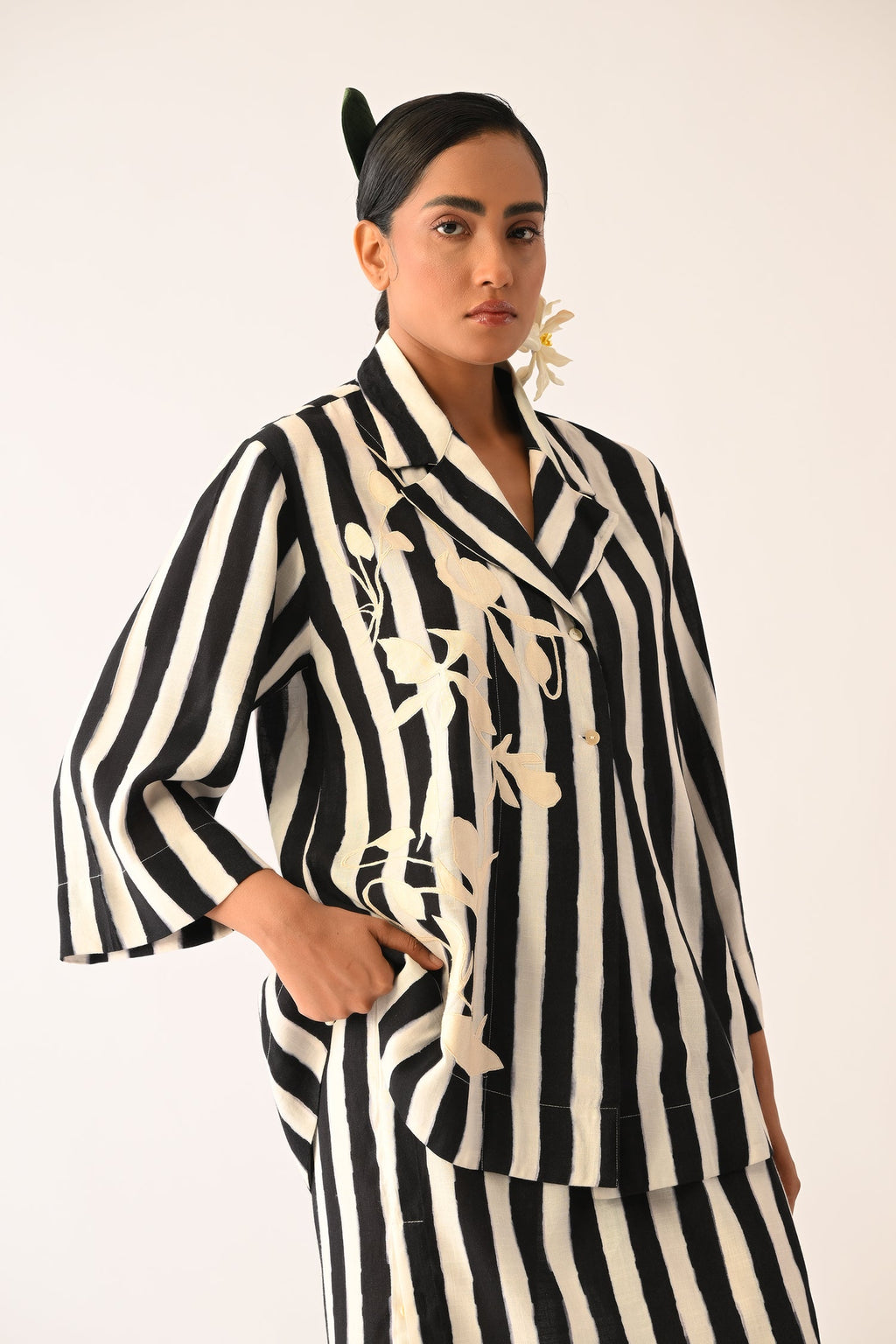 Revolt B&W Psyflora Appliqué Shirt Set