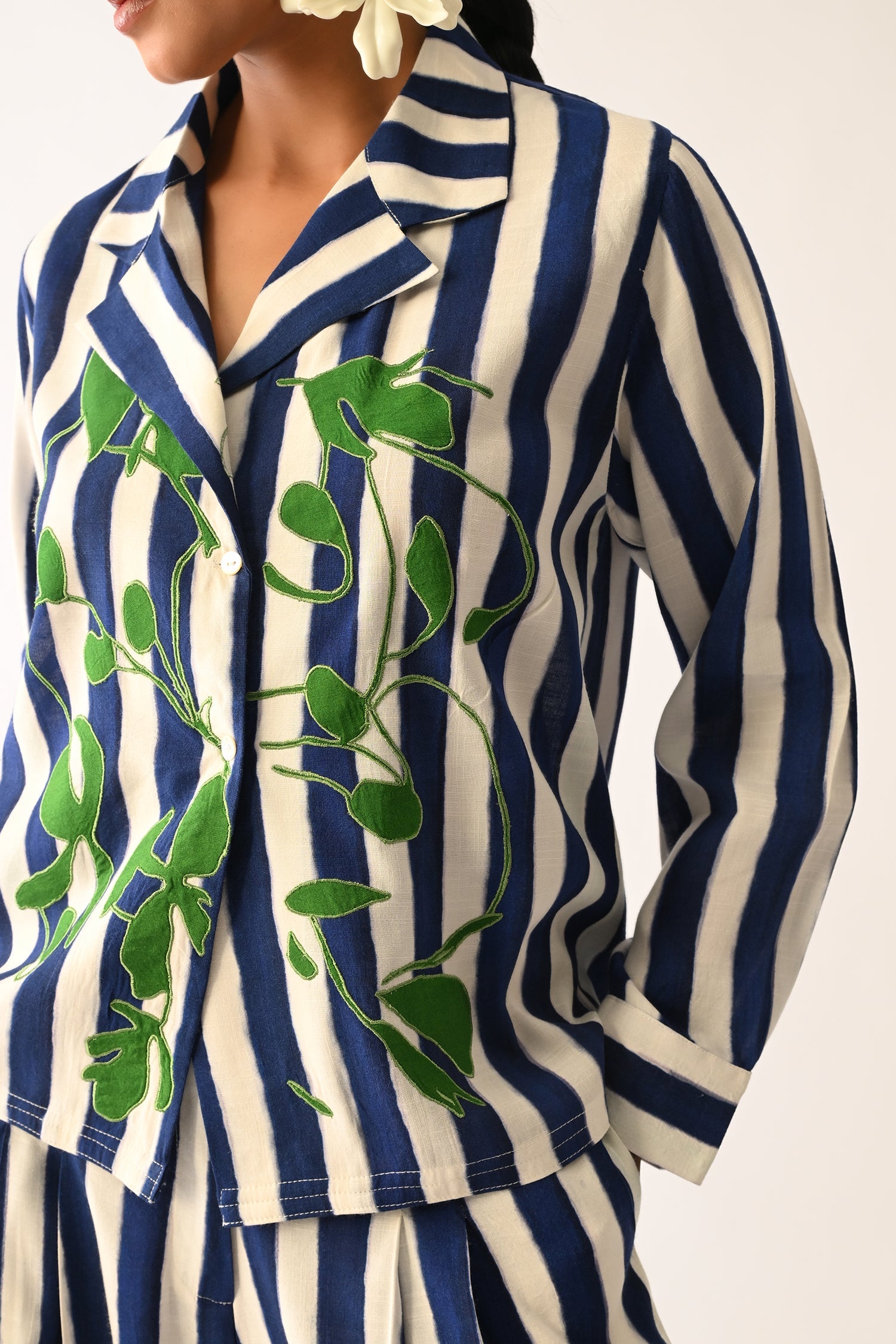 Revolt RB Cuban Collar Appliqué Shirt Set