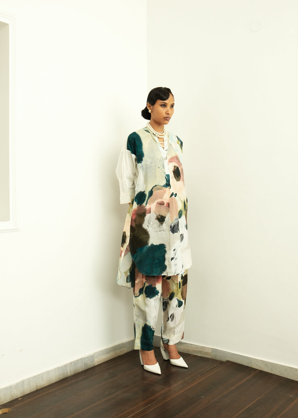 Moonbloom Ivory Batwing Kurta